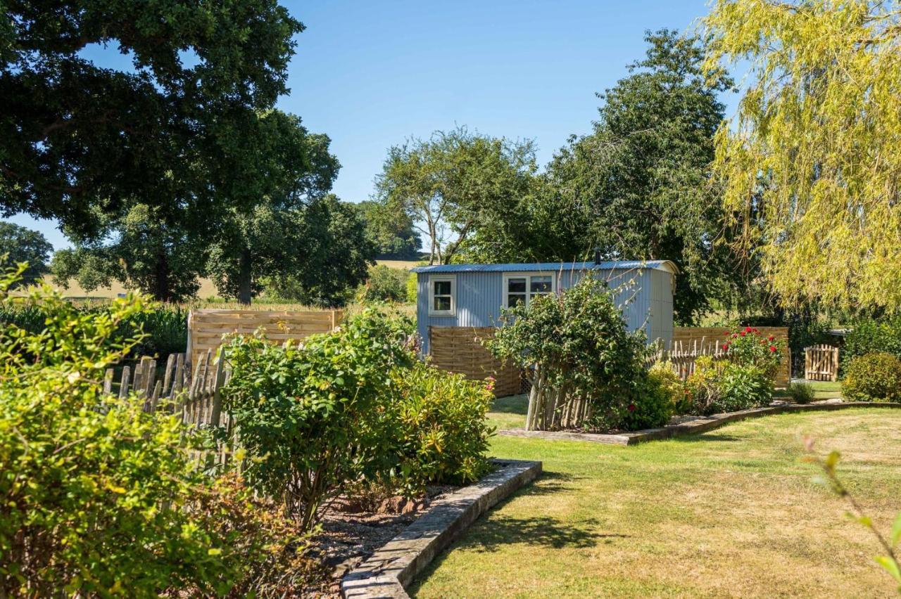 The Hideaway Hut - 1 Bed Shepherds Hut - Hereford Kültér fotó